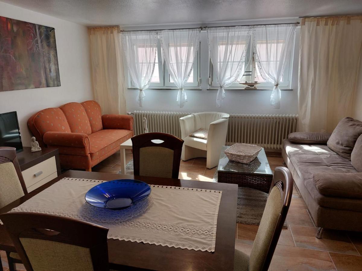Ferienwohnung Mit Eigenem Garten In Schortens Buitenkant foto